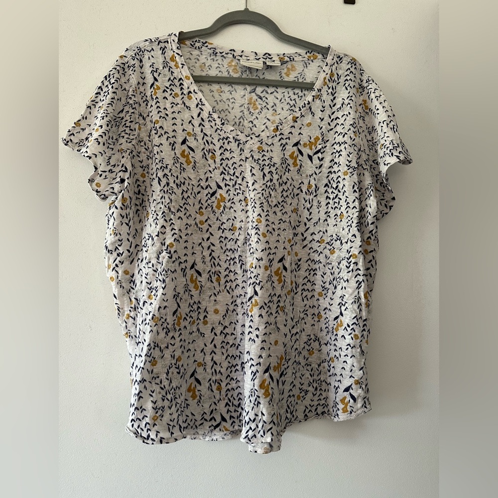 Comfy summer top.